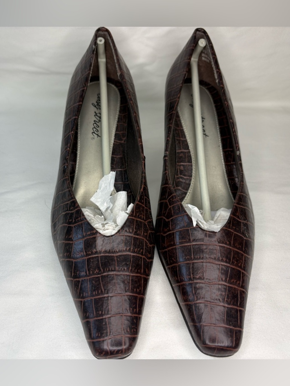 easy street Dark Brown Croc-Embossed Pointed Toe Heels